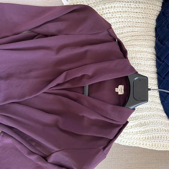 Wilfred Sabine Wrap Dress- size two - Picture 7 of 9